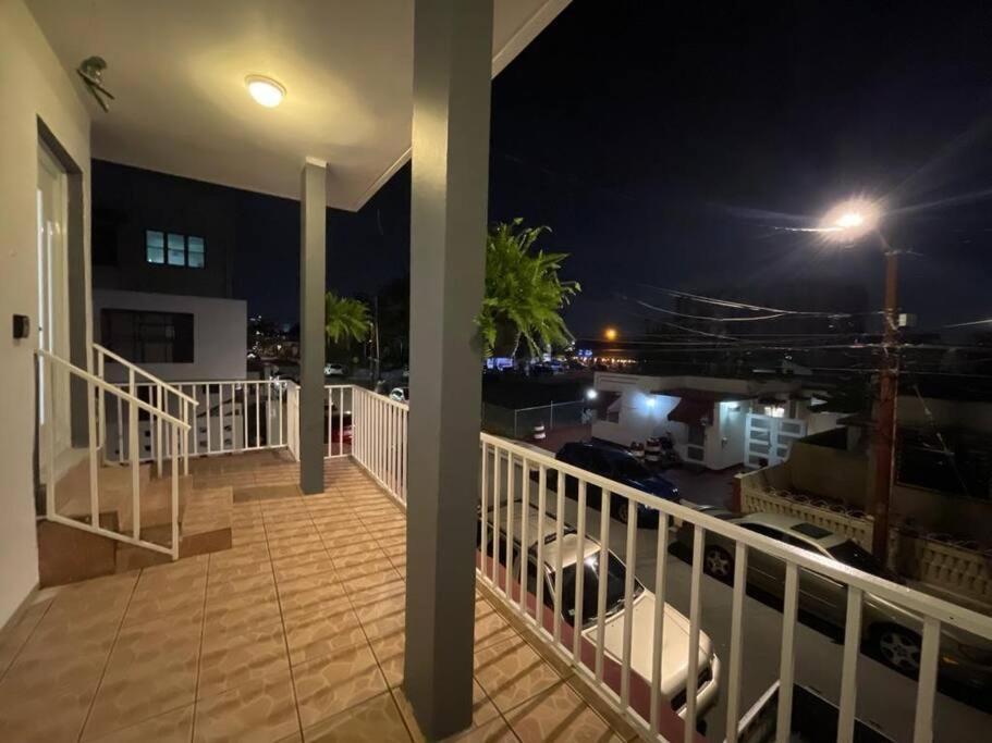 Urban Lodgings One @ Roosevelt 457 San Juan Esterno foto
