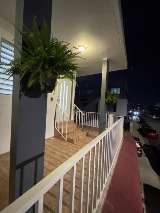 Urban Lodgings One @ Roosevelt 457 San Juan Esterno foto