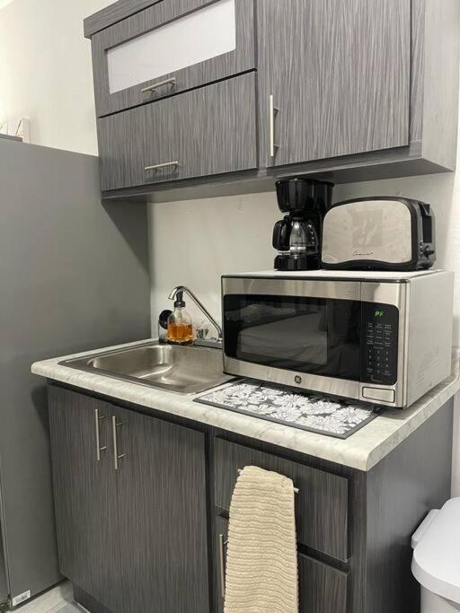 Urban Lodgings One @ Roosevelt 457 San Juan Esterno foto